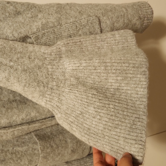 A New Day bell sleeve grey silver caridgan - Picture 4 of 7